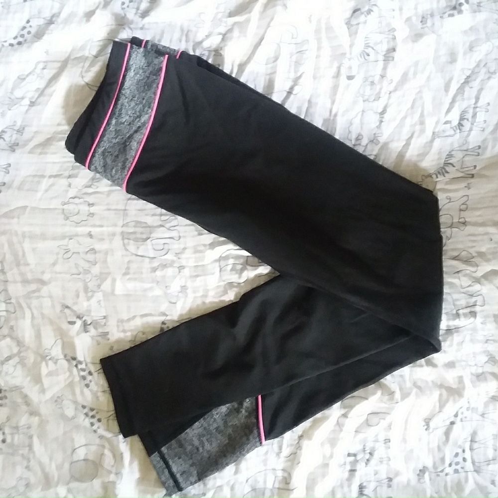 Vs yoga pants